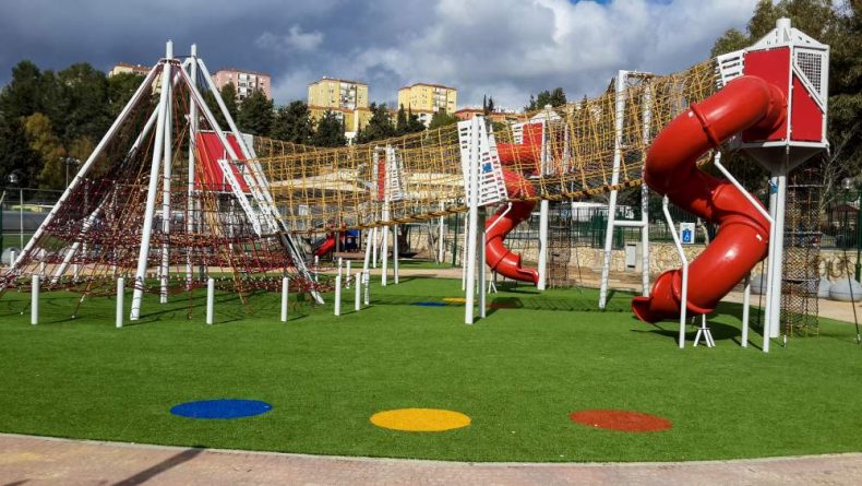 איך לשמור על בטיחות הילדים בגינות הציבוריות ובפארקי הכושר?